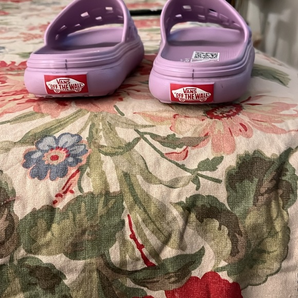 Slides - Picture 3 of 5